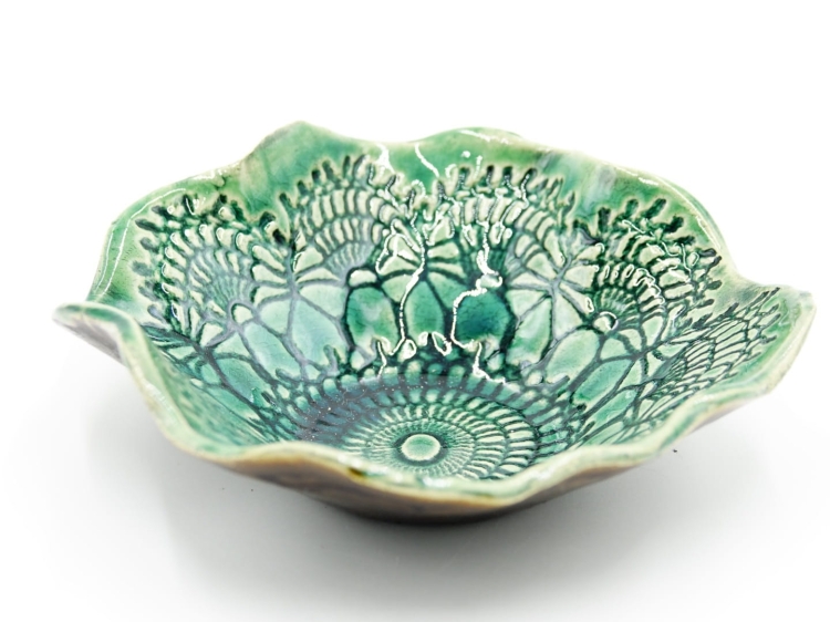 ręcznie robiona miseczka ceramiczna do żywności