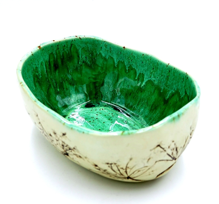 zielona miska ceramiczna podłużna handmade